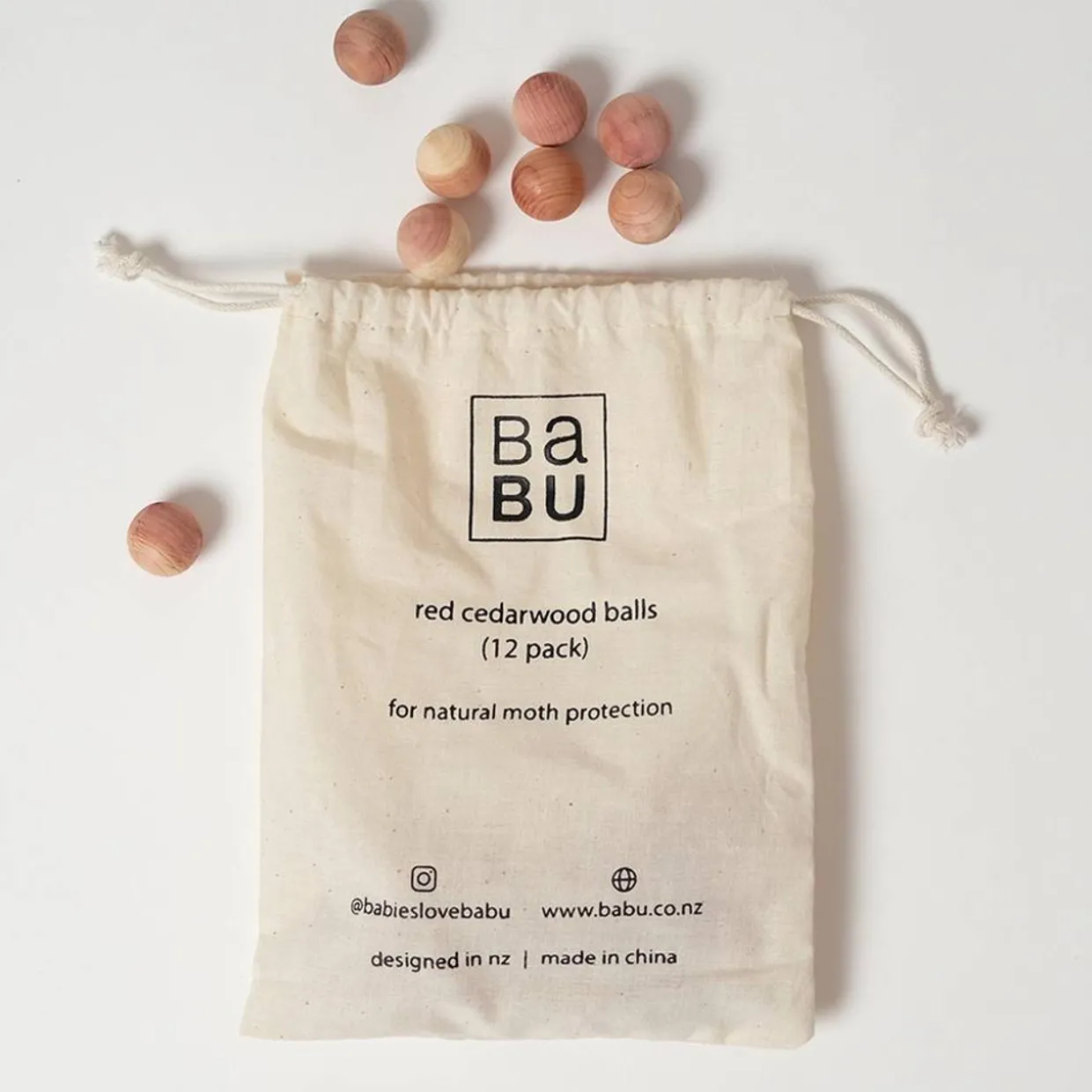 Babu Red Cedarwood Moth Balls 12pk