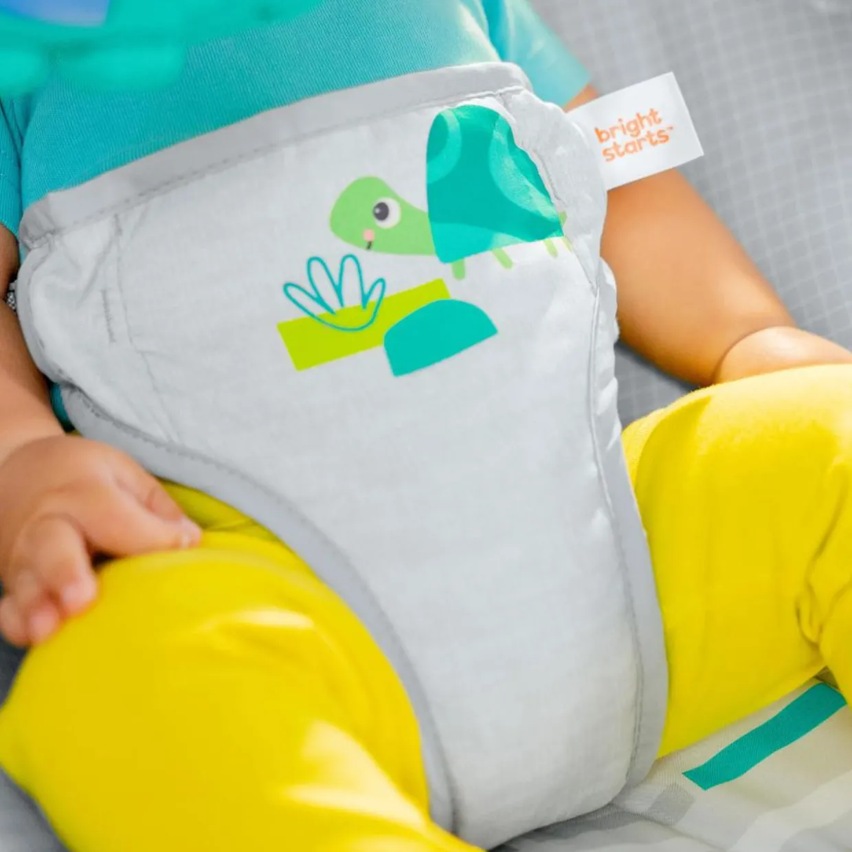 Bright Starts Playful Paradise Vibrating Baby Bouncer
