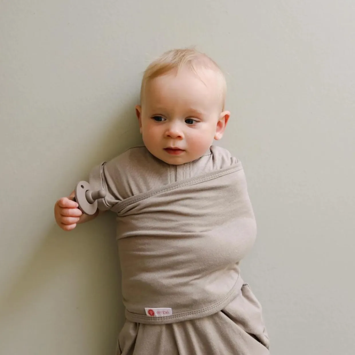 Embe Transitional SwaddleOut