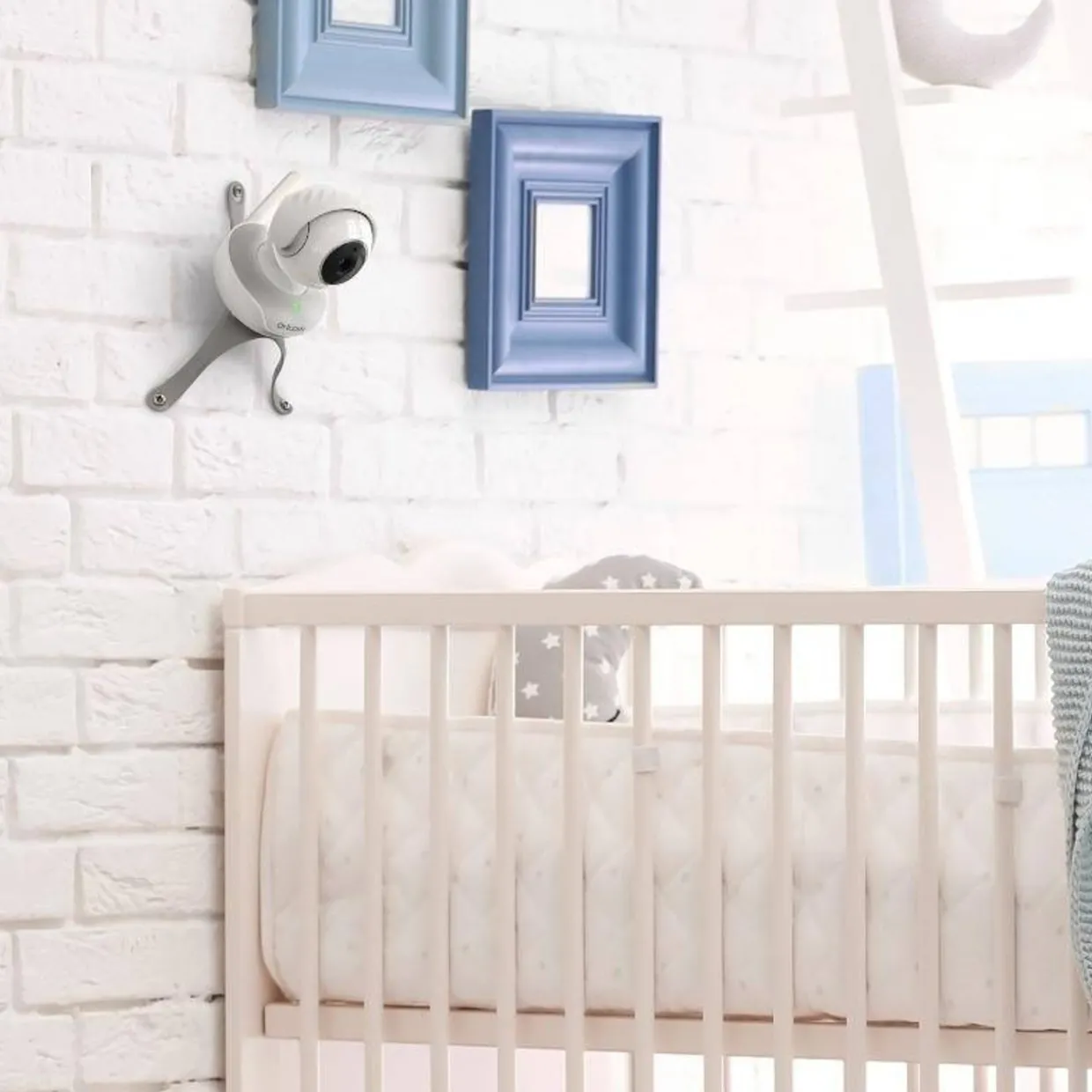 HD Smart Camera with Remote Access and Motorised Pan-Tilt