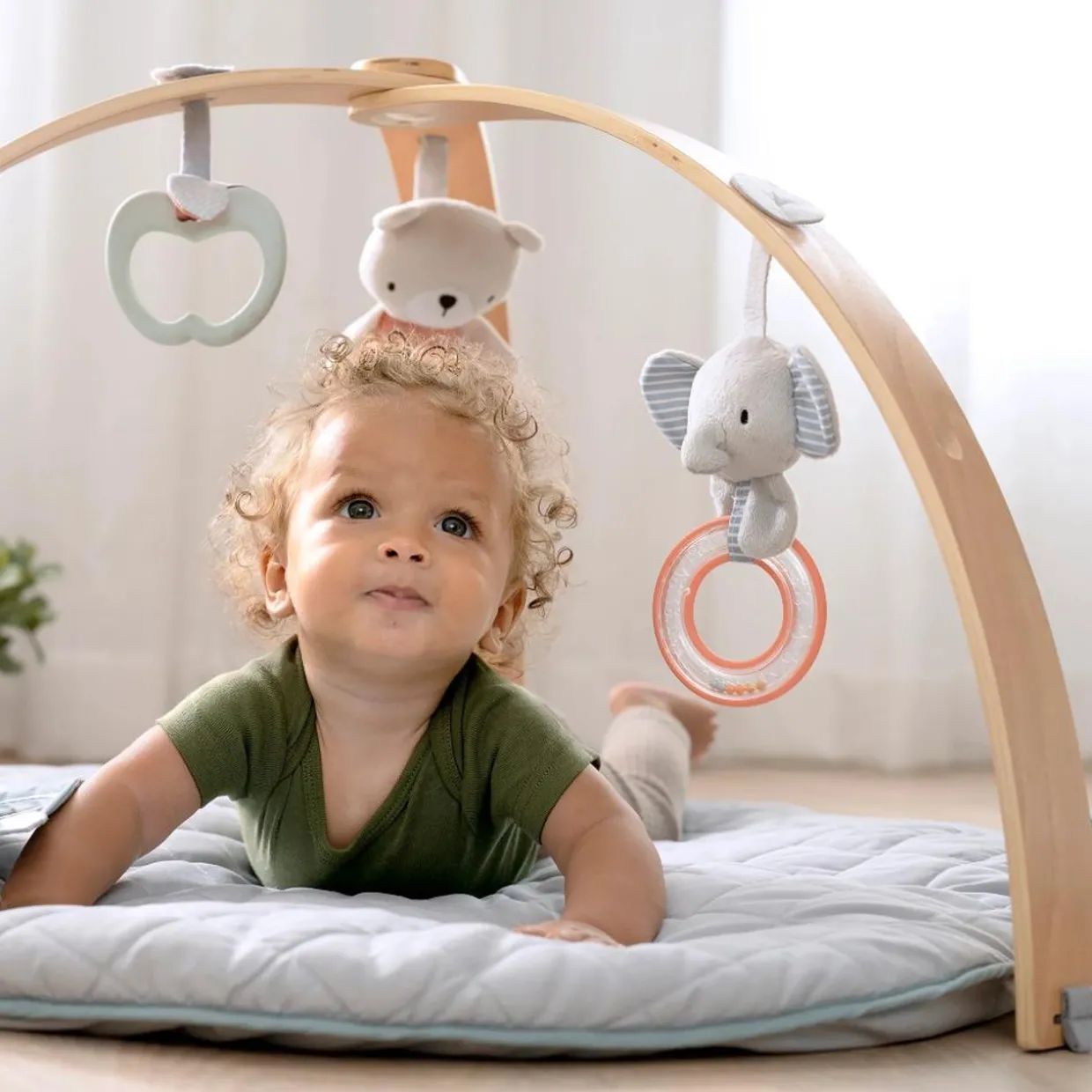 Ingenuity Cozy Spot Reversible Duvet Play Mat & Gym