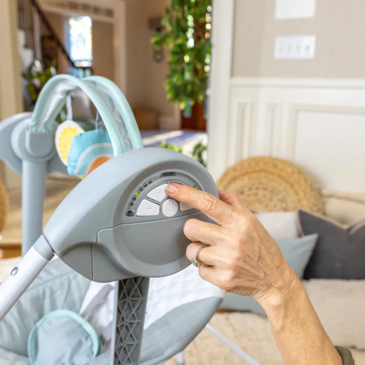 ity by Ingenuity Sun Valley Milestone Baby Swing