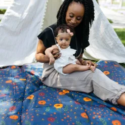 Little Unicorn - Outdoor Picnic Blanket - 5 x 10 (ft)