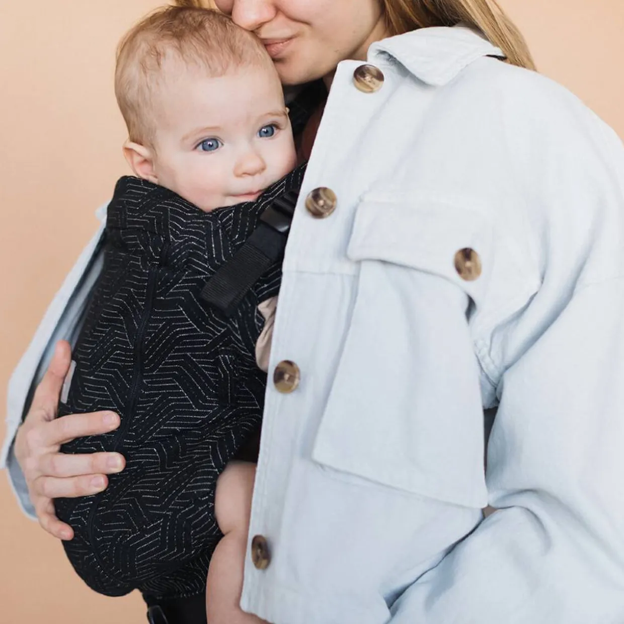 Love & Carry ONE+ Cool Baby Carrier