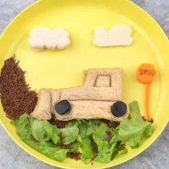 Lunch Punch Sandwich Cutters