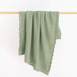 Mod & Tod Scalloped Edge Heirloom Blanket