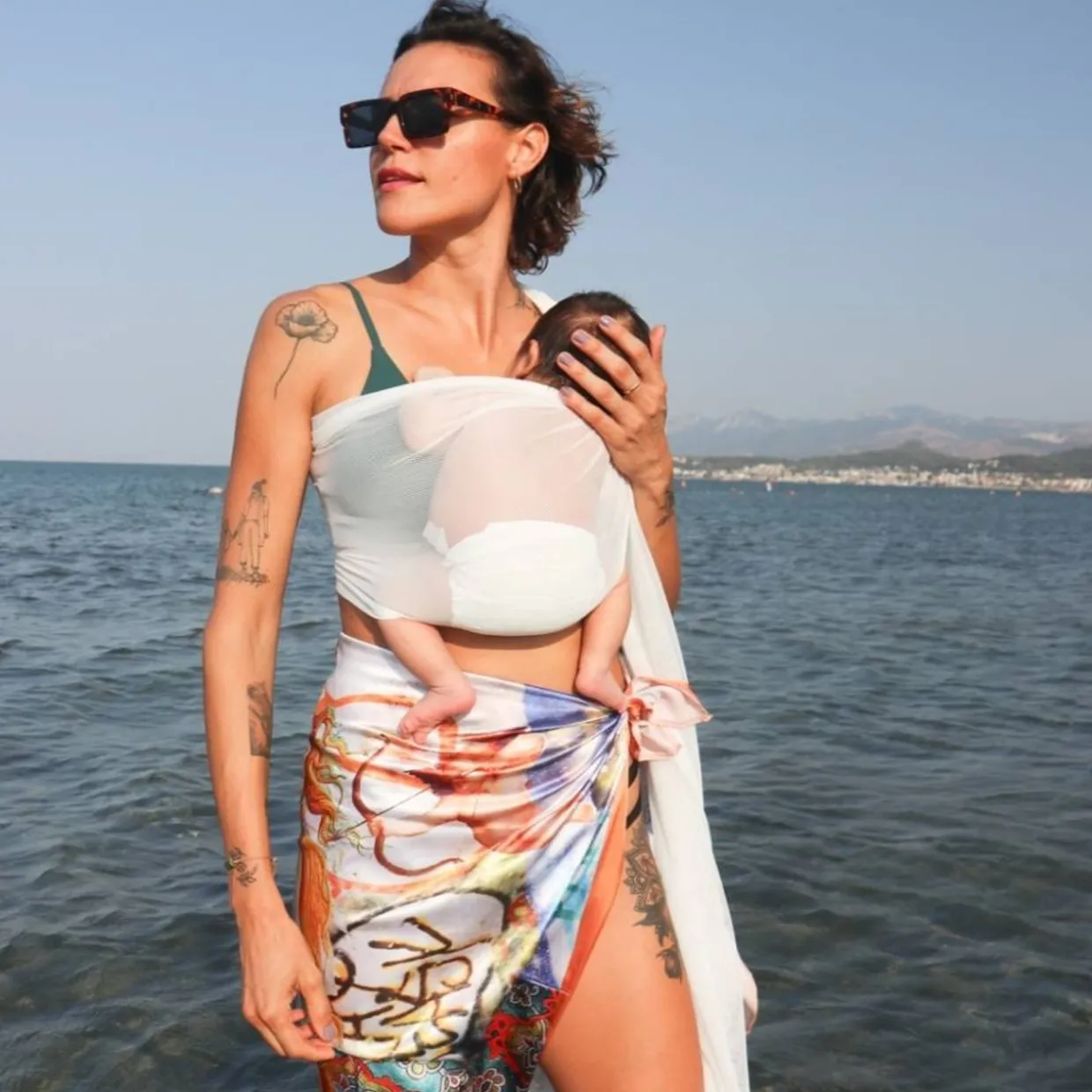 Neko Aqua Ring Sling