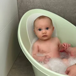 Shnuggle Bath