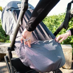 SnoozeShade Buggy Sun & Sleep Shade - Plus Deluxe (snaps)