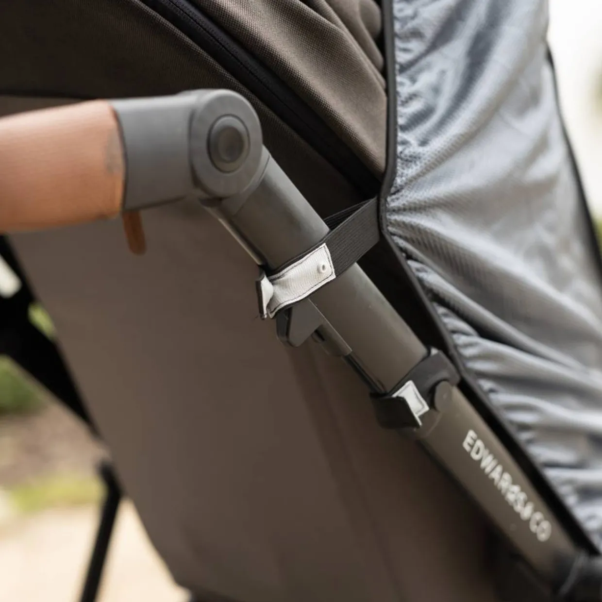 SnoozeShade Buggy Sun & Sleep Shade - Plus Deluxe (snaps)