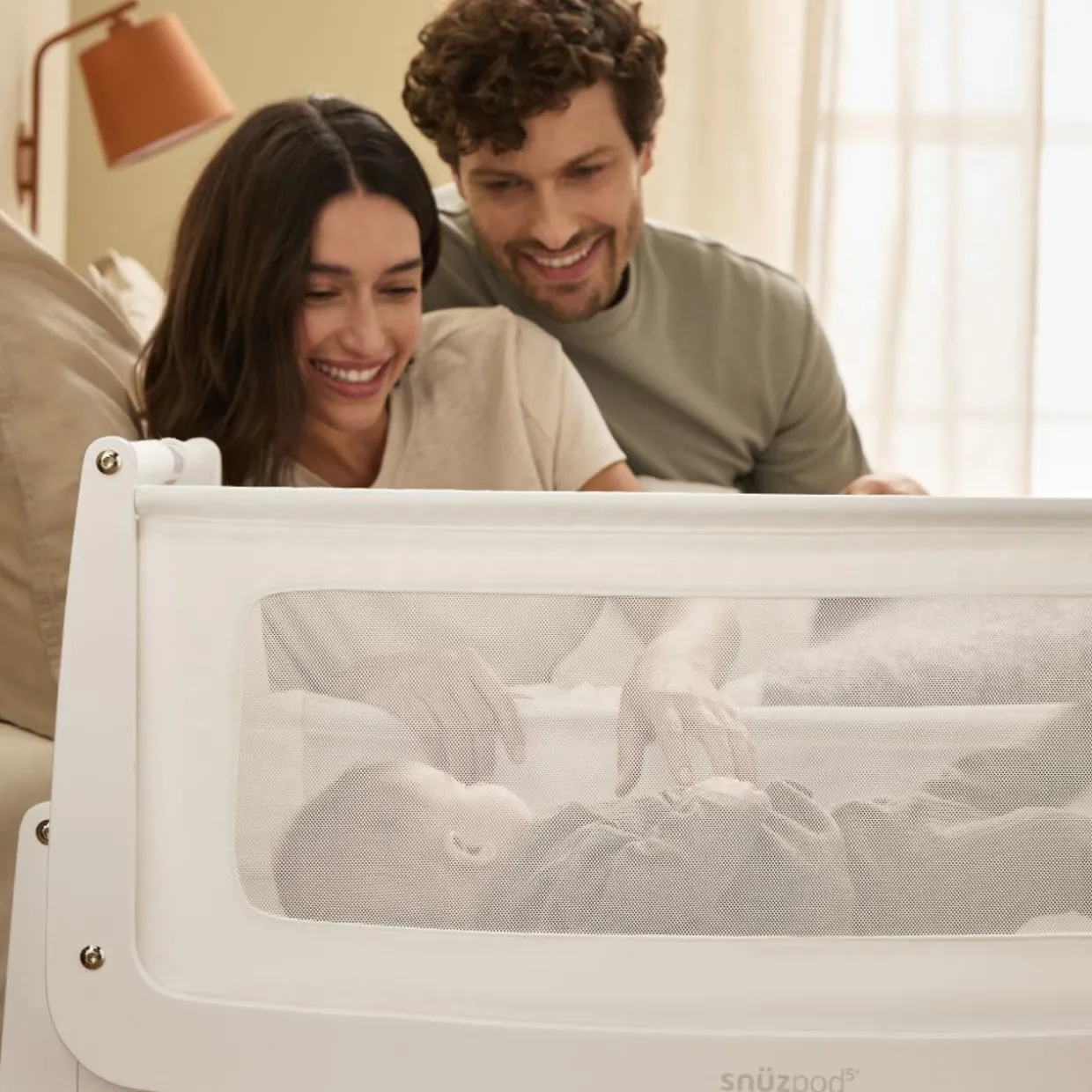SnuzPod5 Bedside Bassinet