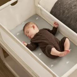 SnuzPod5 Bedside Bassinet