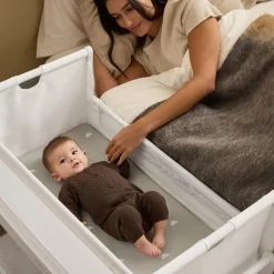 SnuzPod5 Bedside Bassinet
