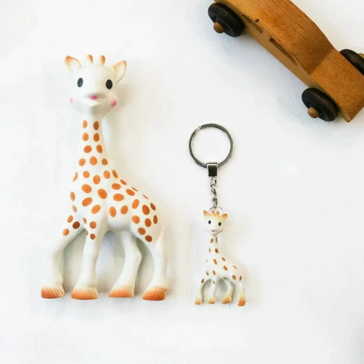 Sophie La Girafe - Original Sophie + Free Keyring