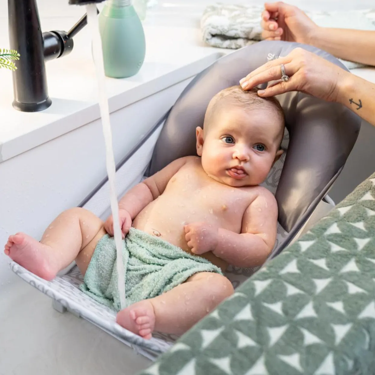 Summer by Ingenuity Foldaway 2-Position Bather