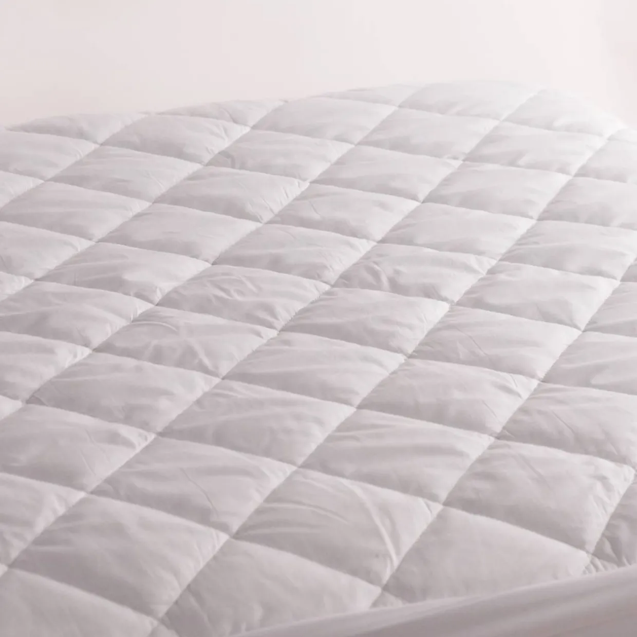 The Sleep Store Quilted Waterproof Mattress Protector Topper - SECONDS